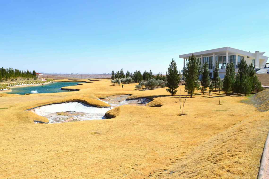 دریاچه زمین گلف